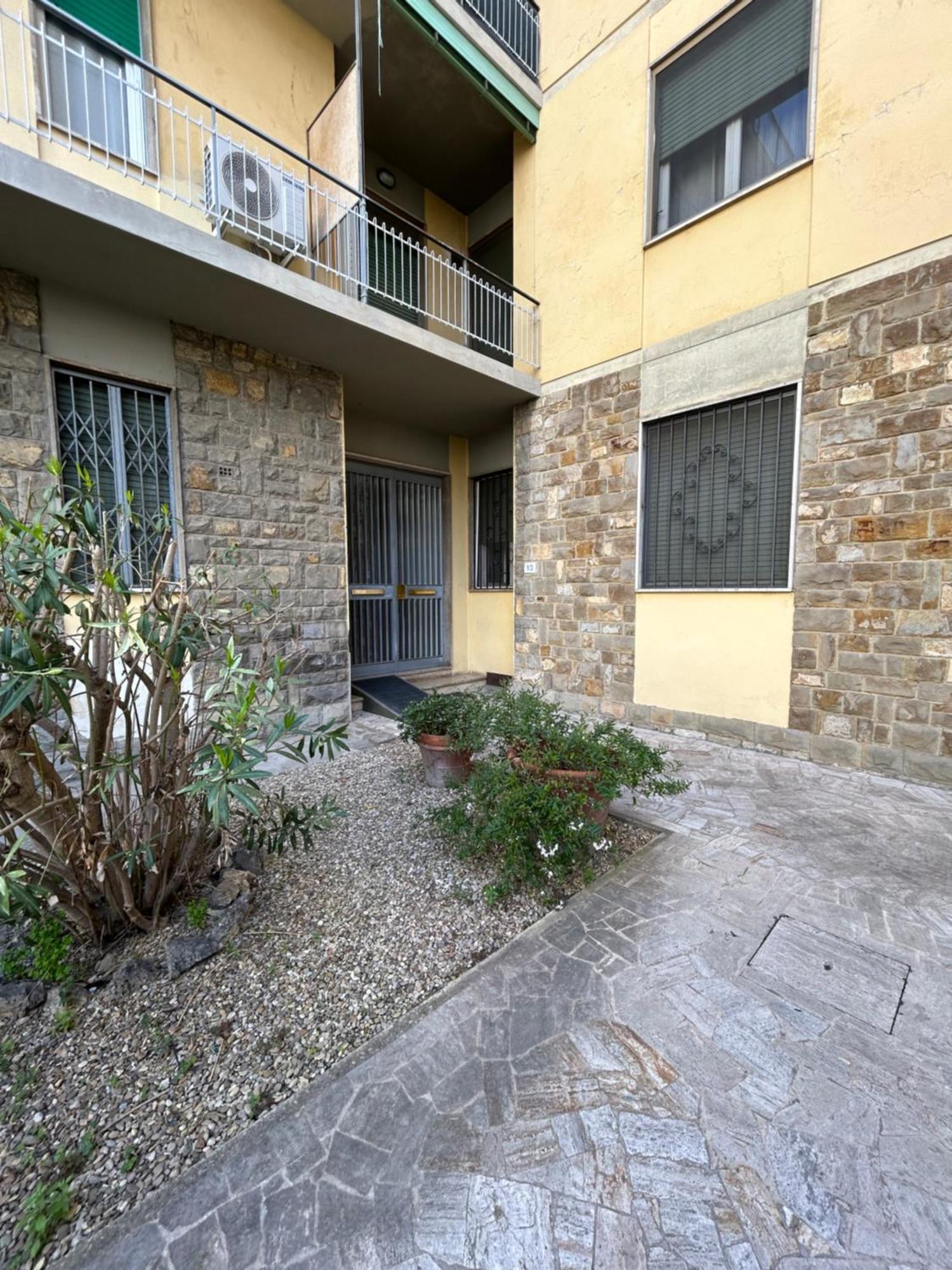 Appartamento Incantevole Con Patio Флоренція Екстер'єр фото