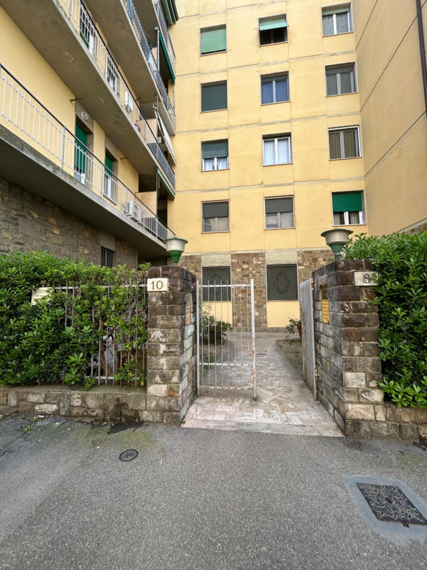 Appartamento Incantevole Con Patio Флоренція Екстер'єр фото